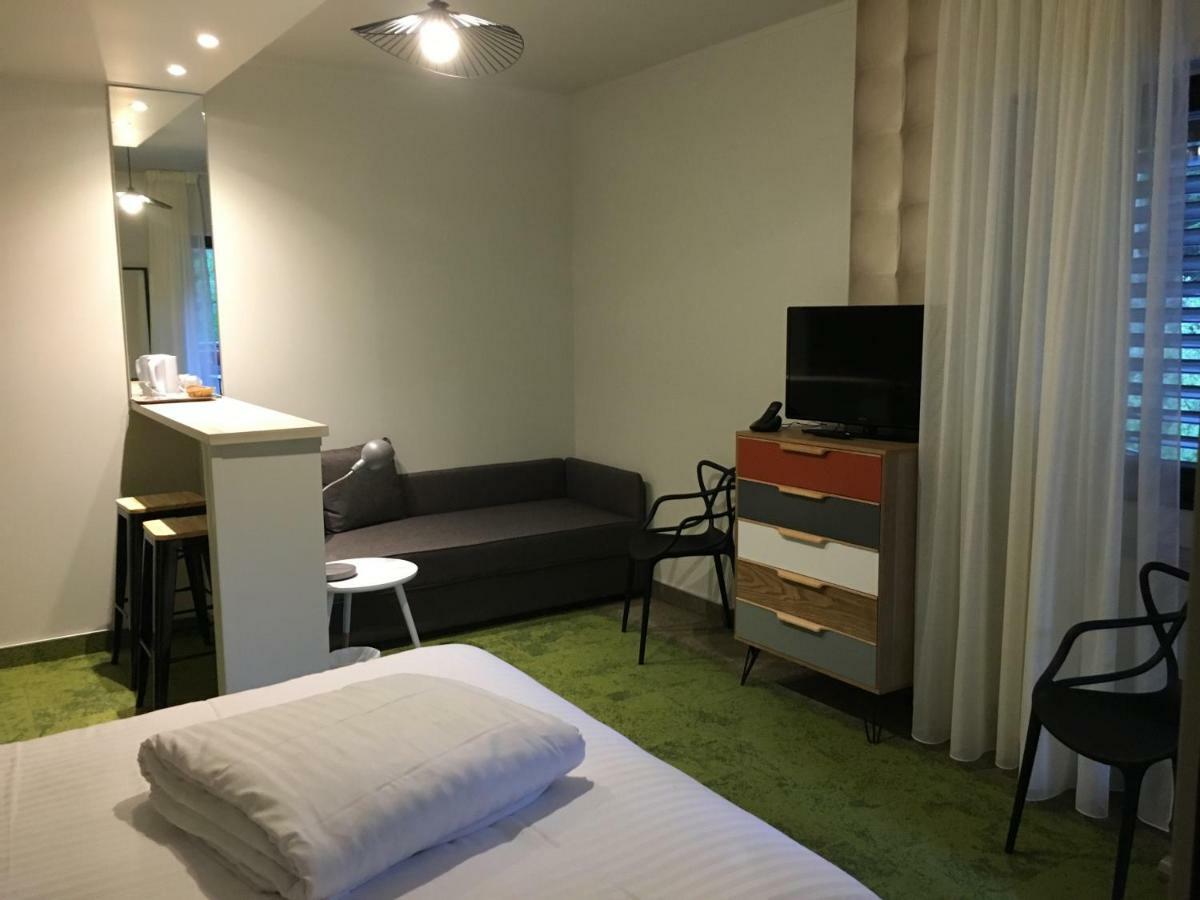 Hotel Restaurant Au Floridor 탄 외부 사진